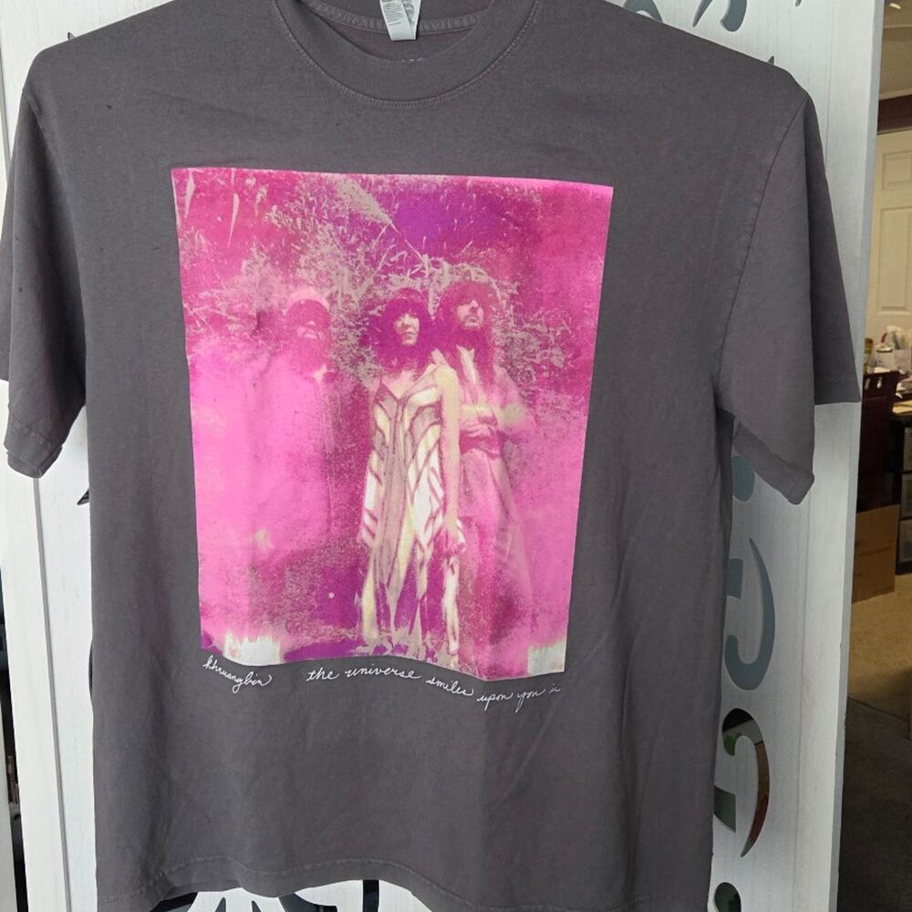 Khruangbin The Universe Smiles Upon You II T Shirt Large Gray Pink Band Tee
